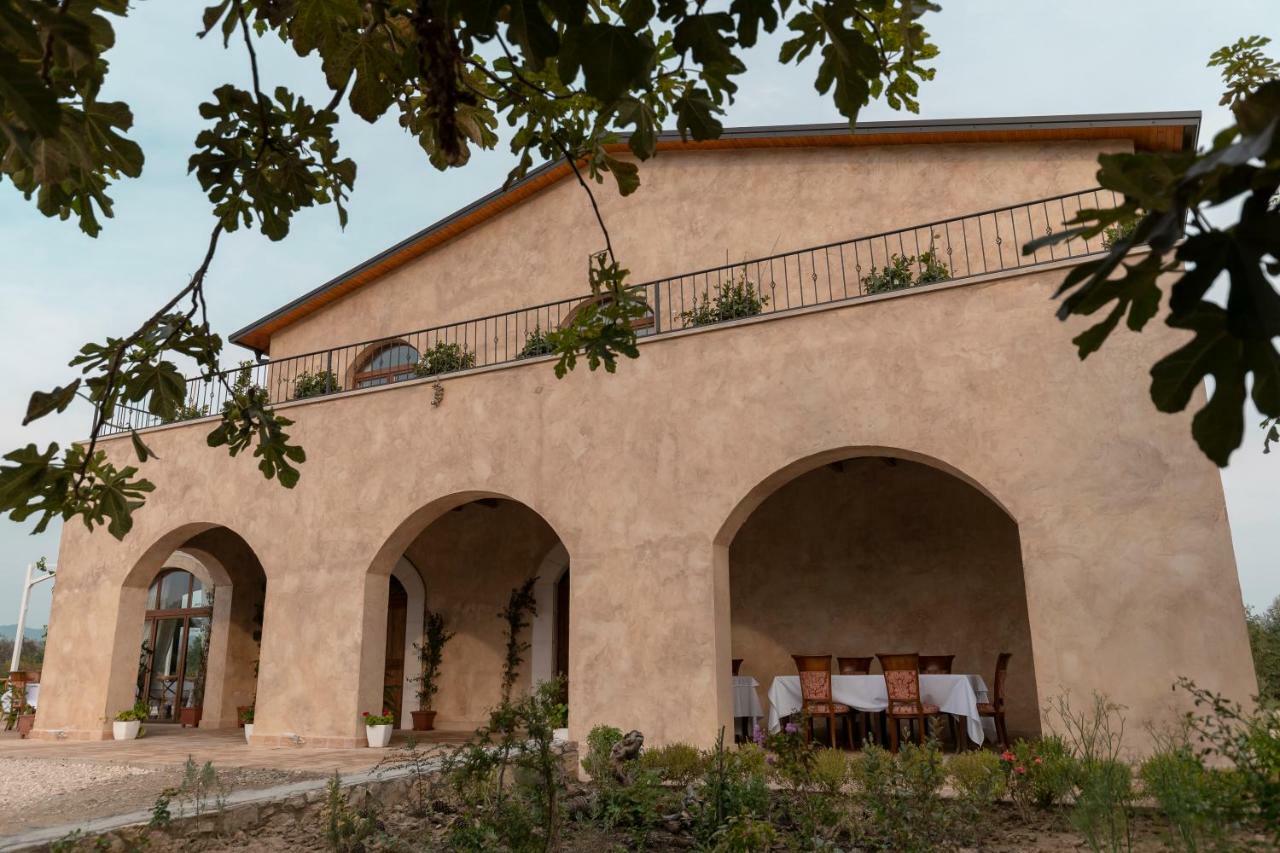 Agroturizem Gjepali Hotel Shijak Exterior photo
